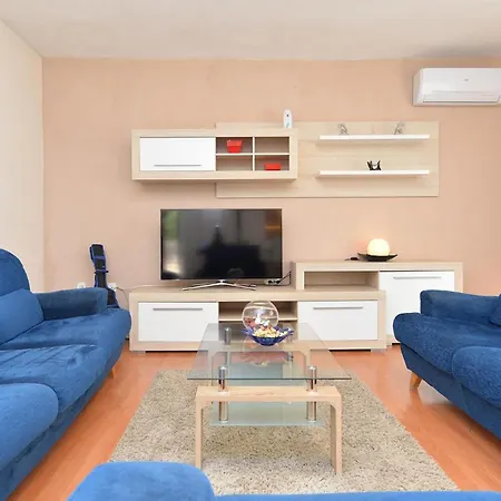 Fuer 6 Personen Ca 112 Qm In Krancici, Istrien Istrische Riviera 公寓 Kaštelir