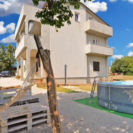 Fuer 6 Personen Ca 112 Qm In Krancici, Istrien Istrische Riviera Appartement Kaštelir